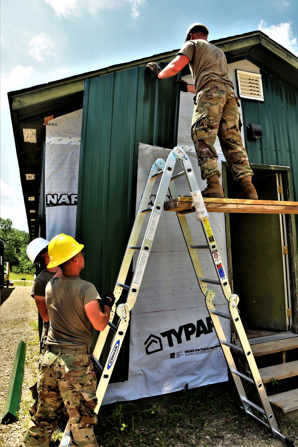 389th Engineer Company Soldiers hone skills supporting troop project at Fort McCoy