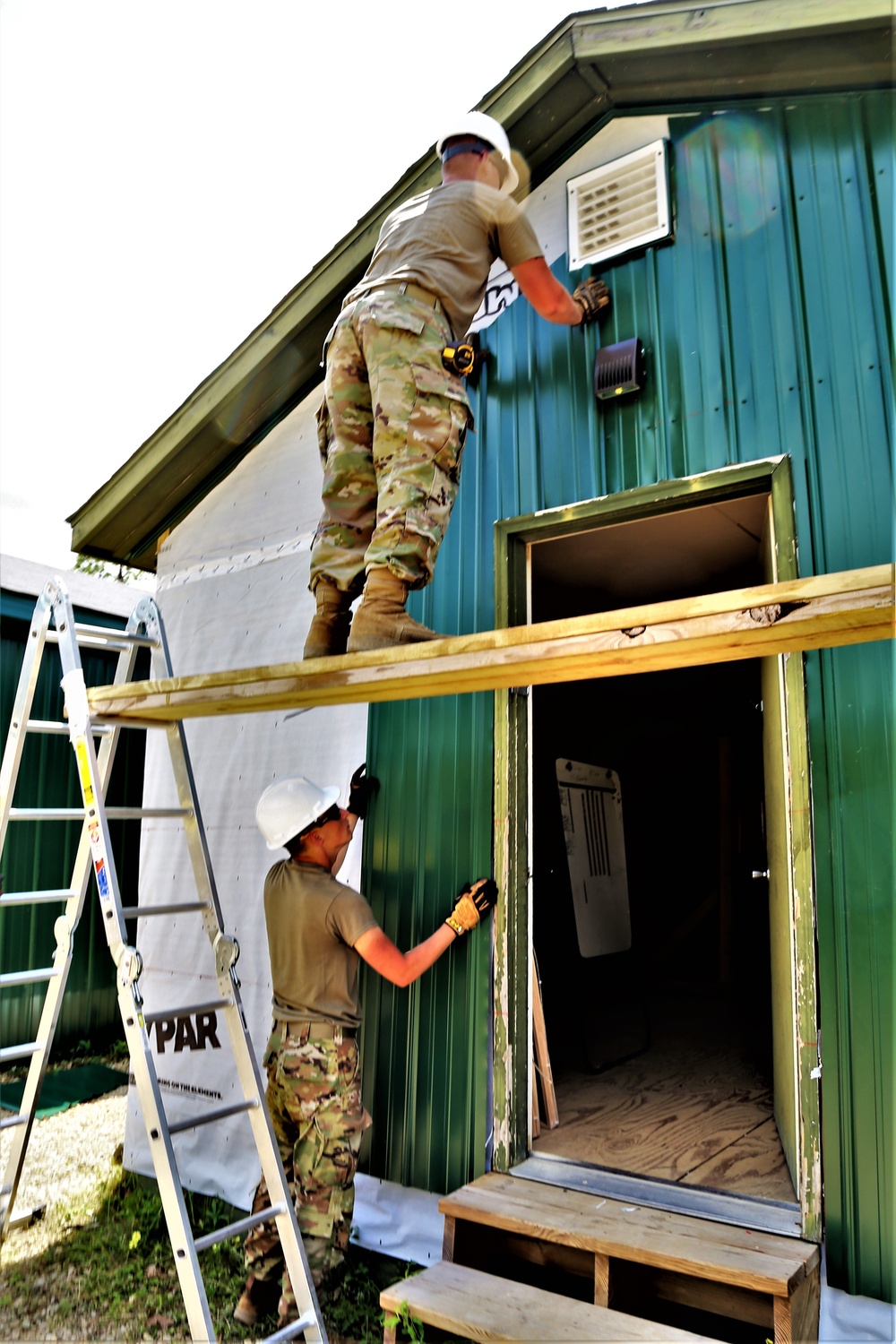 389th Engineer Company Soldiers hone skills supporting troop project at Fort McCoy