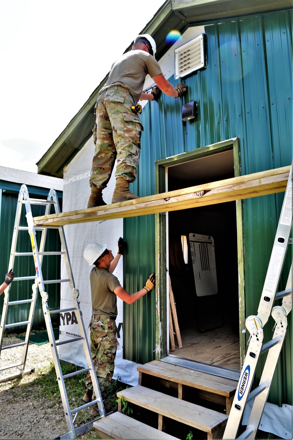 389th Engineer Company Soldiers hone skills supporting troop project at Fort McCoy