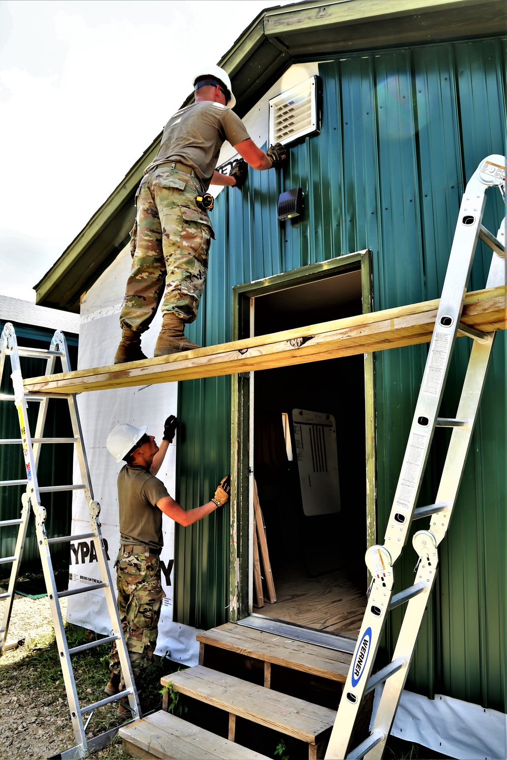 389th Engineer Company Soldiers hone skills supporting troop project at Fort McCoy