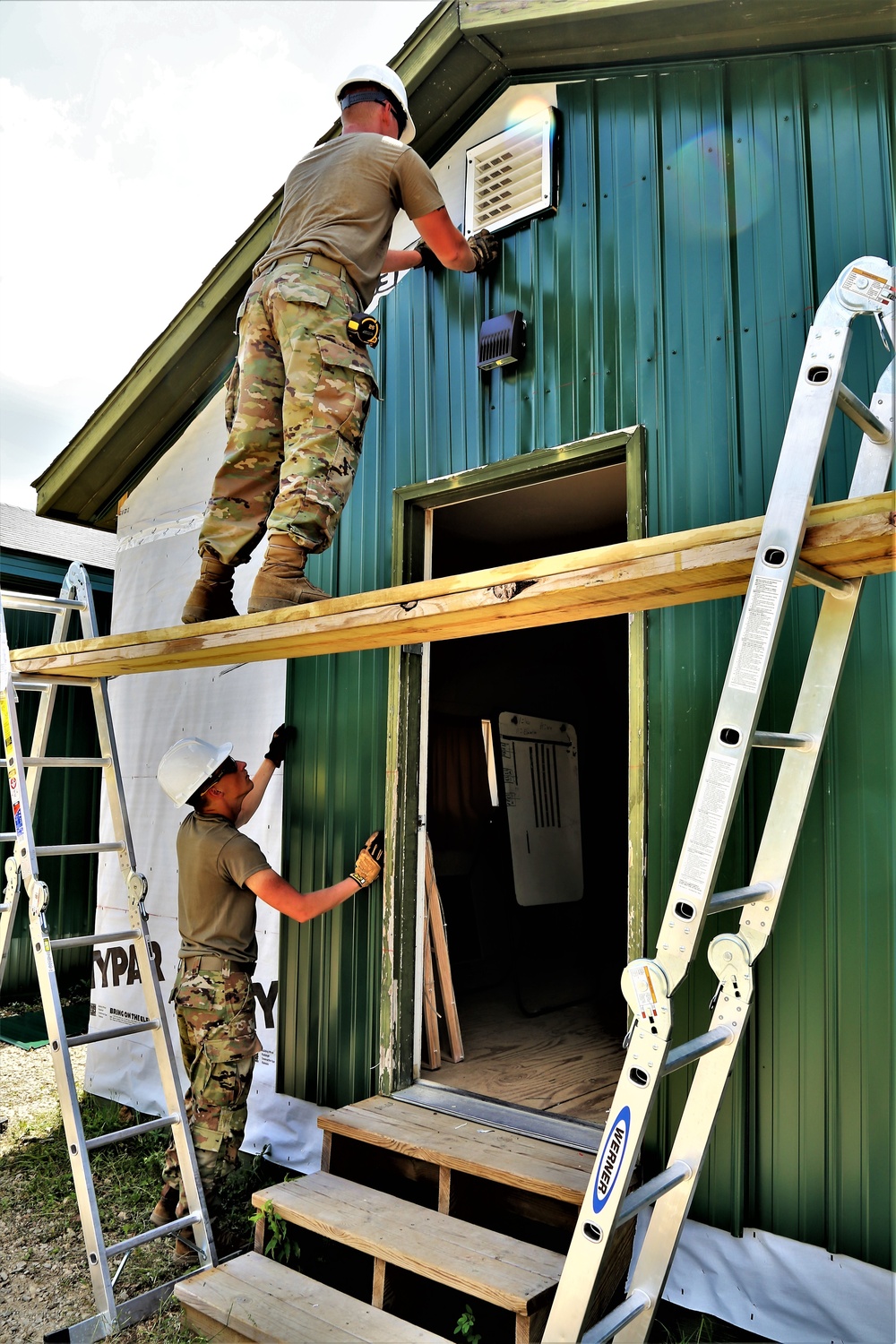 389th Engineer Company Soldiers hone skills supporting troop project at Fort McCoy