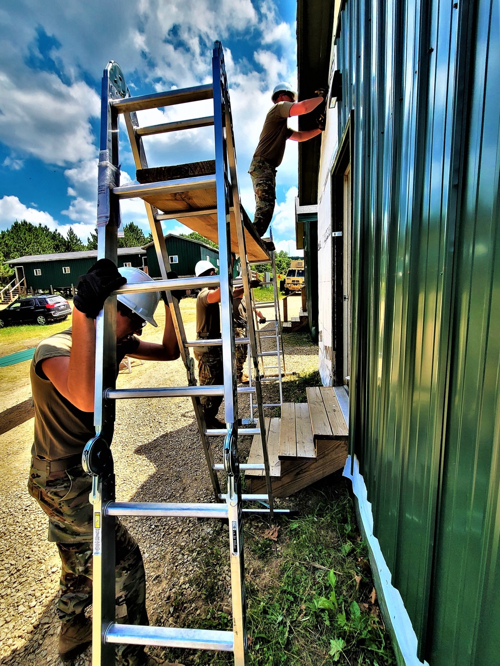 389th Engineer Company Soldiers hone skills supporting troop project at Fort McCoy