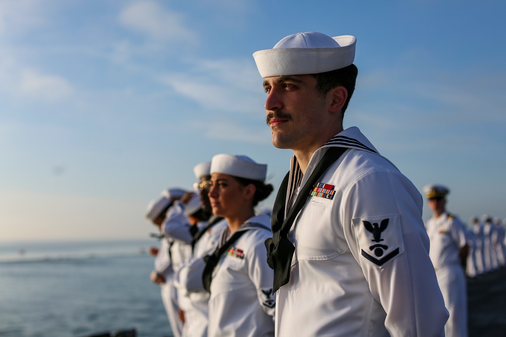 Abraham Lincoln returns to homeport