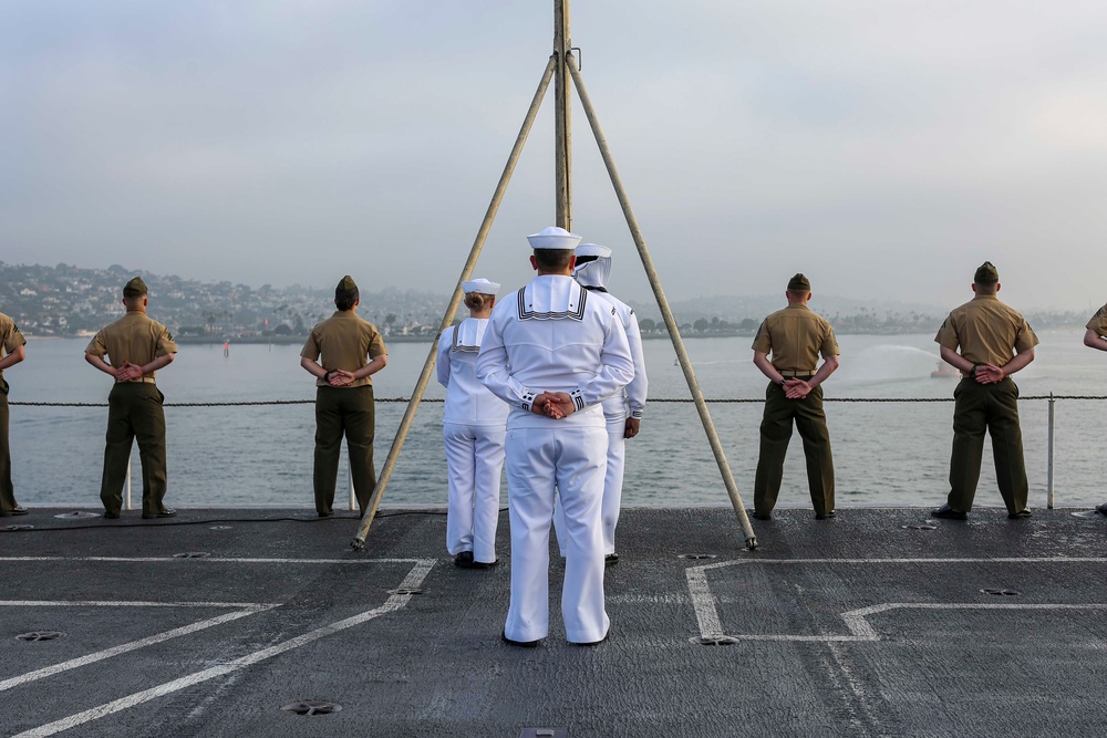 Abraham Lincoln returns to homeport