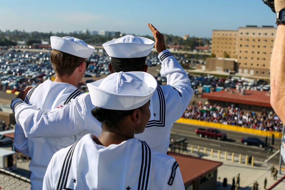 Abraham Lincoln returns to homeport