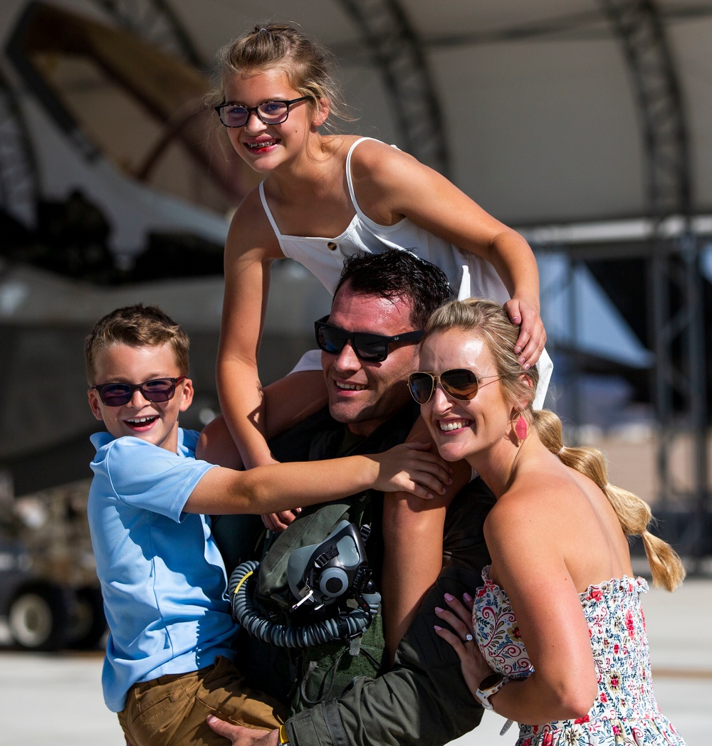 Marine Fighter Attack Squadron 314 returns home from Carrier Deployment