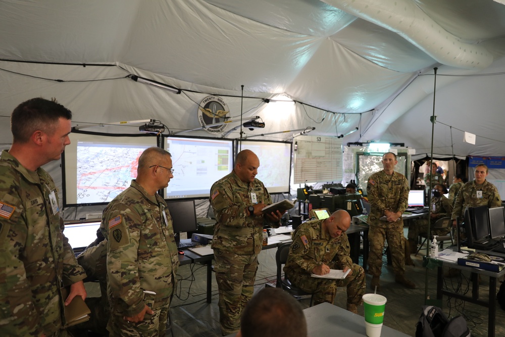 MDARNG officer briefs during Northern Strike 22