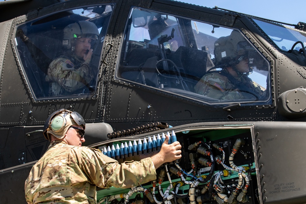 1st Infantry Division Hosts Apache Gunnery at Fort Riley