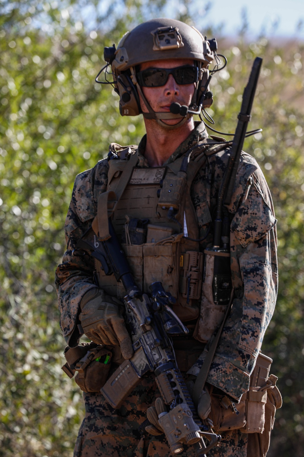 2nd Bn., 1st Marines, runs platoon attacks on Range 800