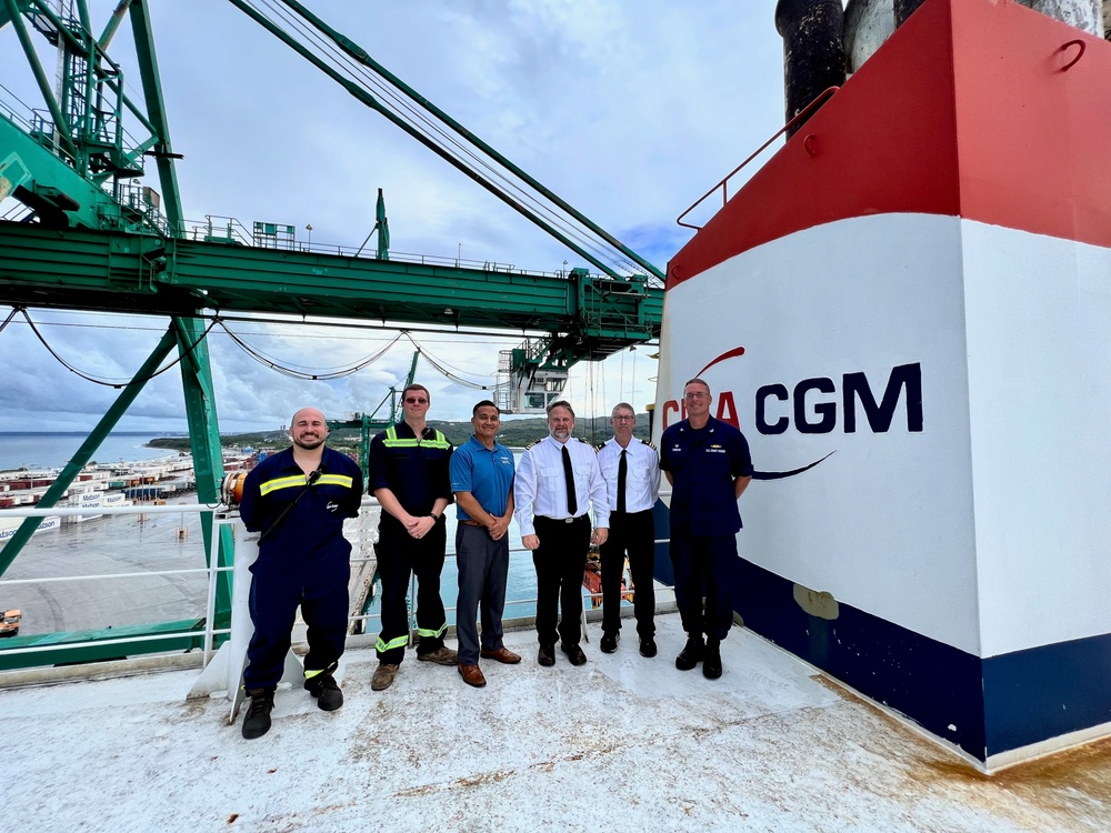 U.S. Coast Guard recognizes CMA CGM mariners for rescue 