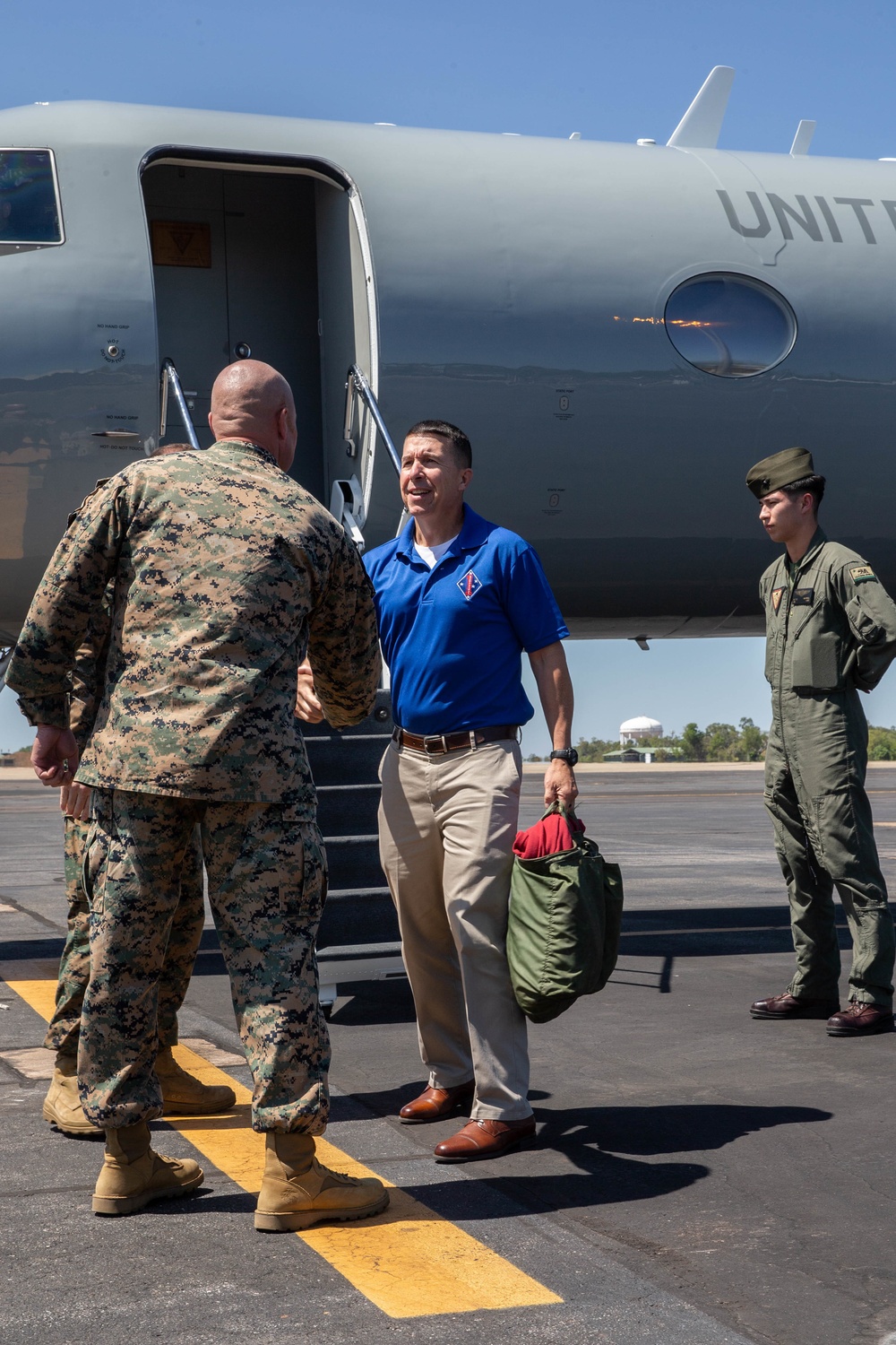 MRF-D 22: 1st MARDIV CG visits Marines and Sailors in Darwin