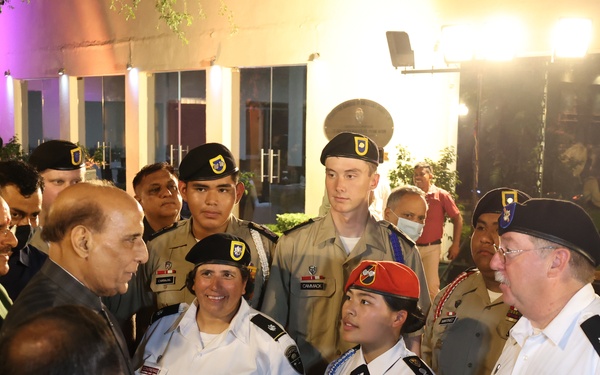 India Defense Minister meets California Cadet Corps