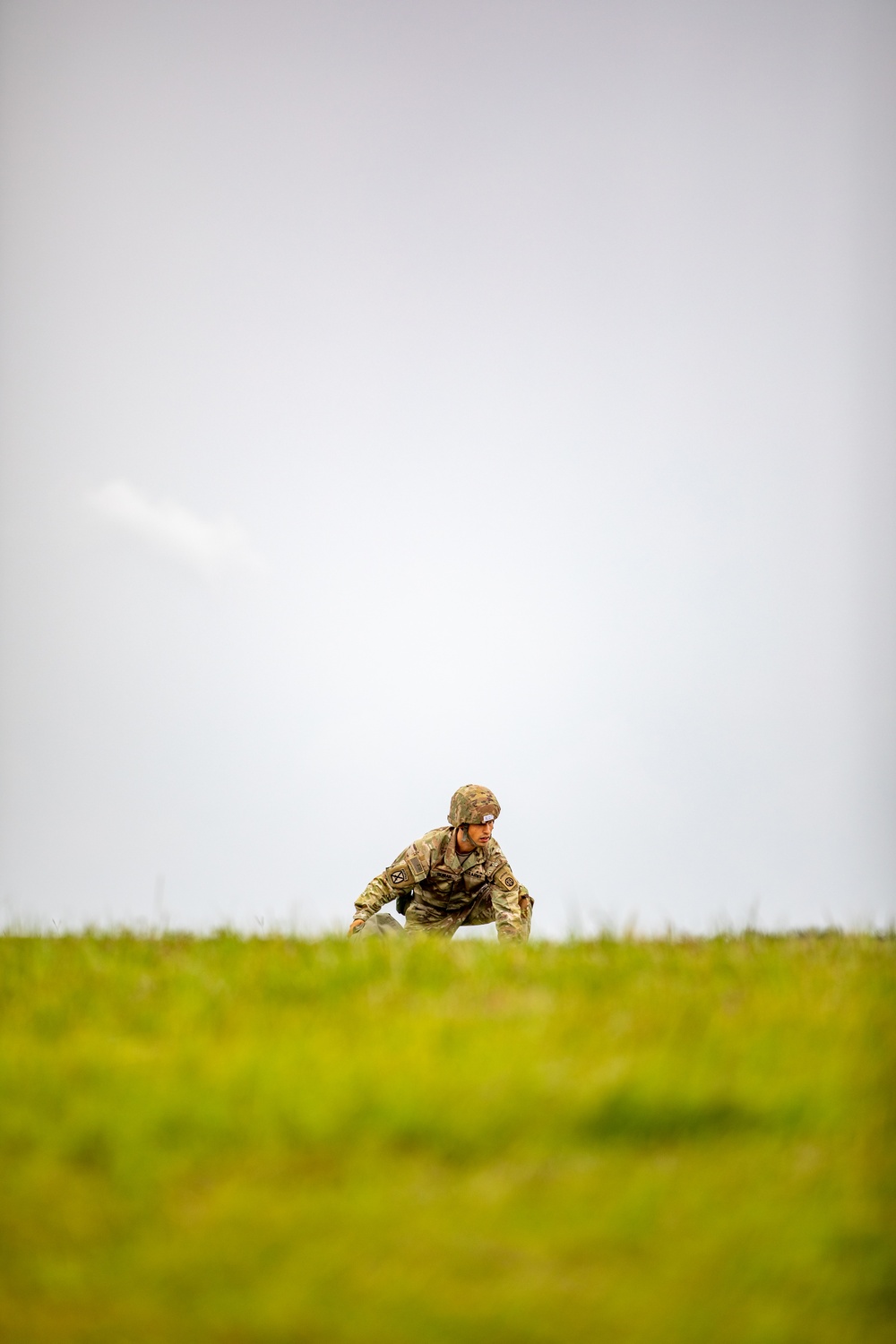 Paratroopers Jump into 82nd Abn. Div. 76th Convention