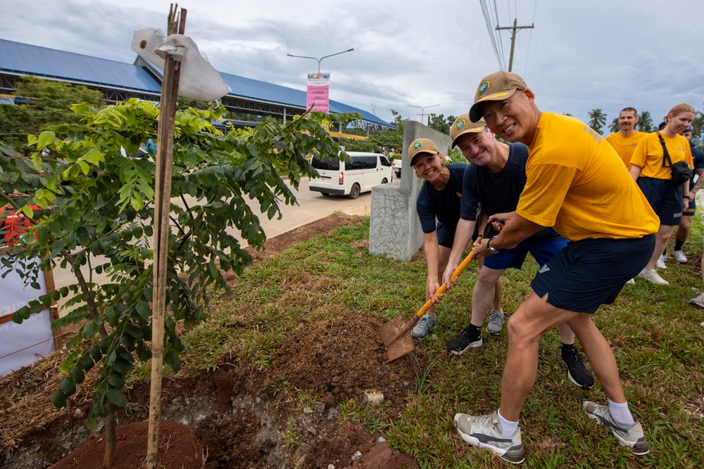 Pacific Partnership 2022 participates in Balayong Tree Planting and Nuturing Festival