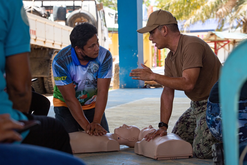 Pacific Partnership 2022 Medical Personnel Conduct Medical Training with Local Healthcare Workers