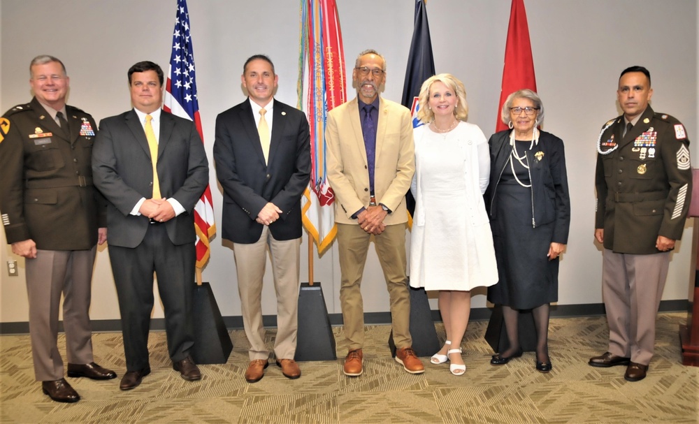 Fort Lee presents Good Neighbor Awards to six community partners
