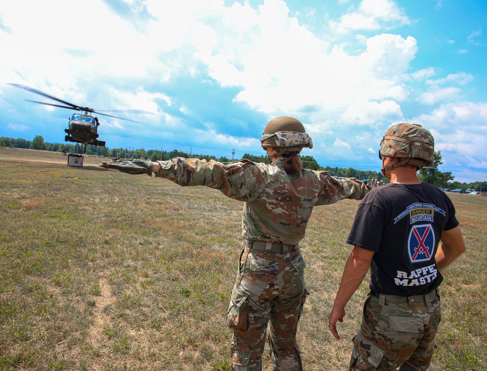 10th CAB Shines During Air Assault School Course