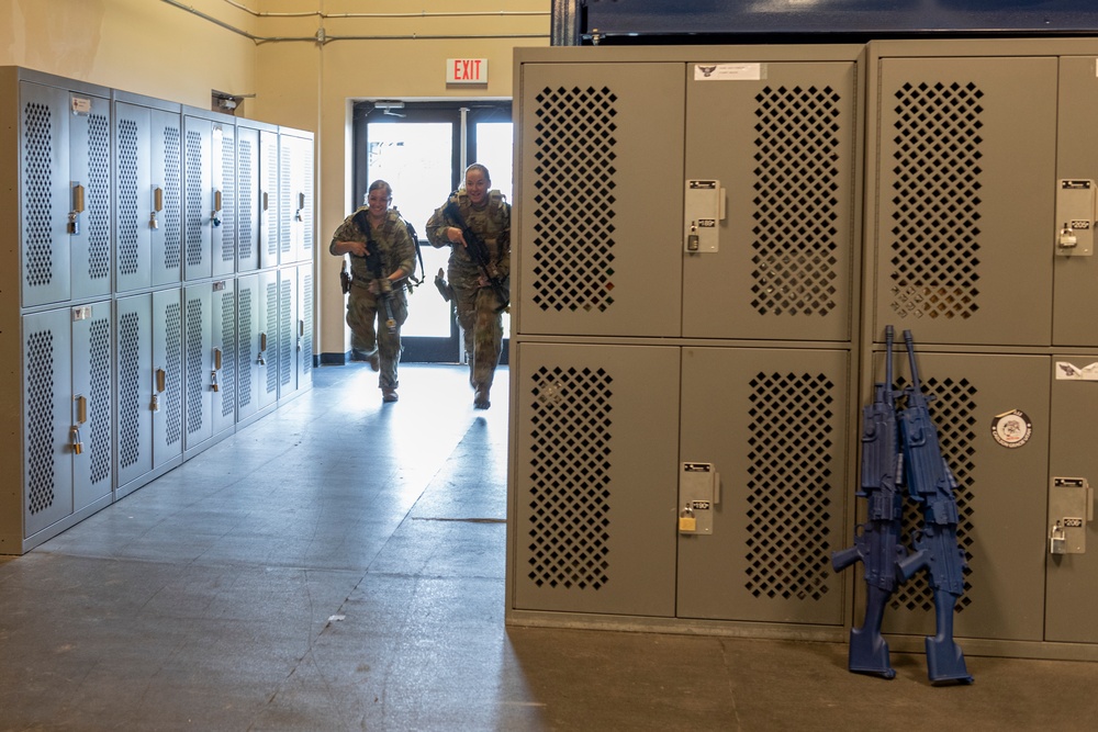 Team Moody tests female body armor