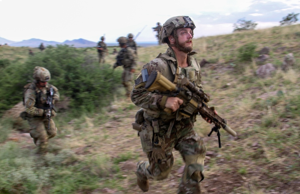 Alpha Company, 1st Battalion, 69th Infantry live fire