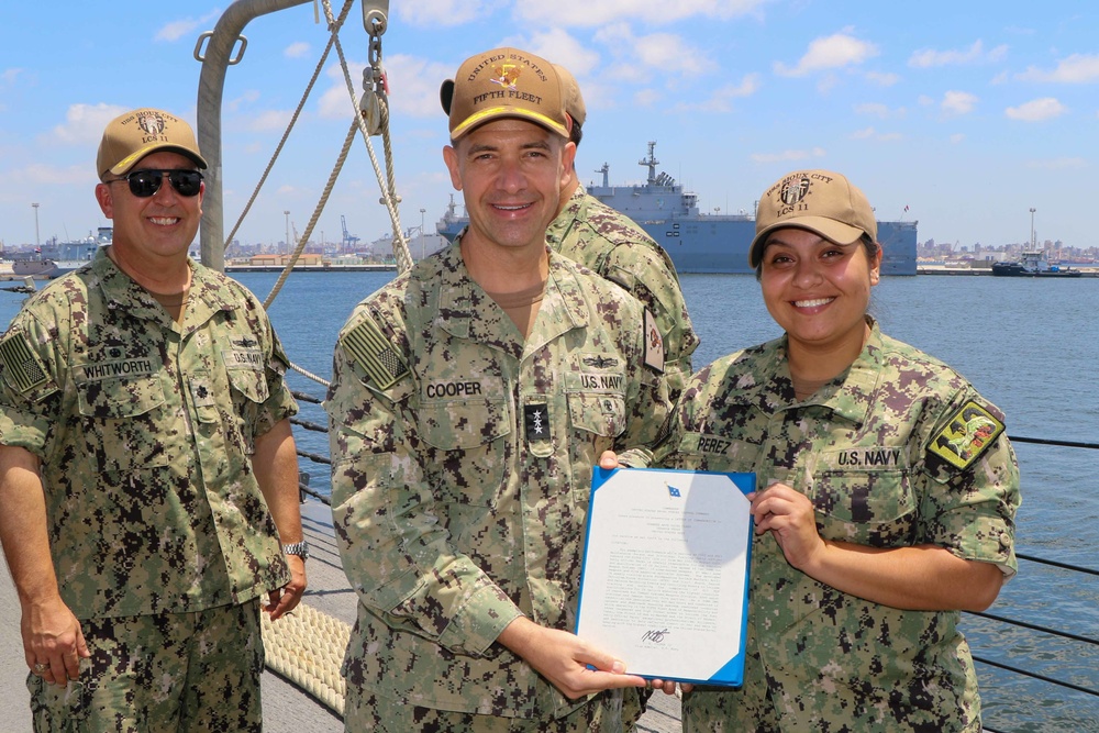 Vice Adm. Brad Cooper Visits USS Sioux City