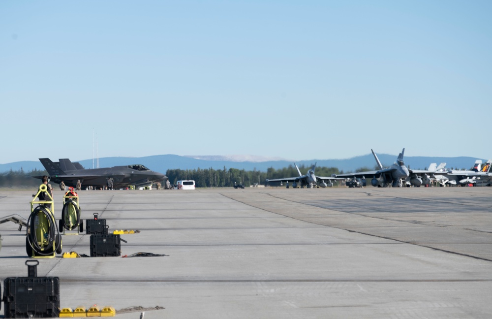 RED FLAG-Alaska 22-3 promotes interoperability between U.S., RAAF forces