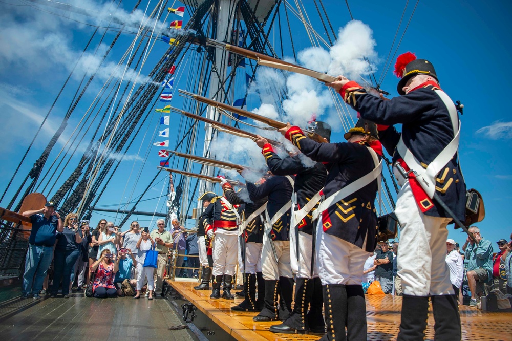 1812 marines fire a salute