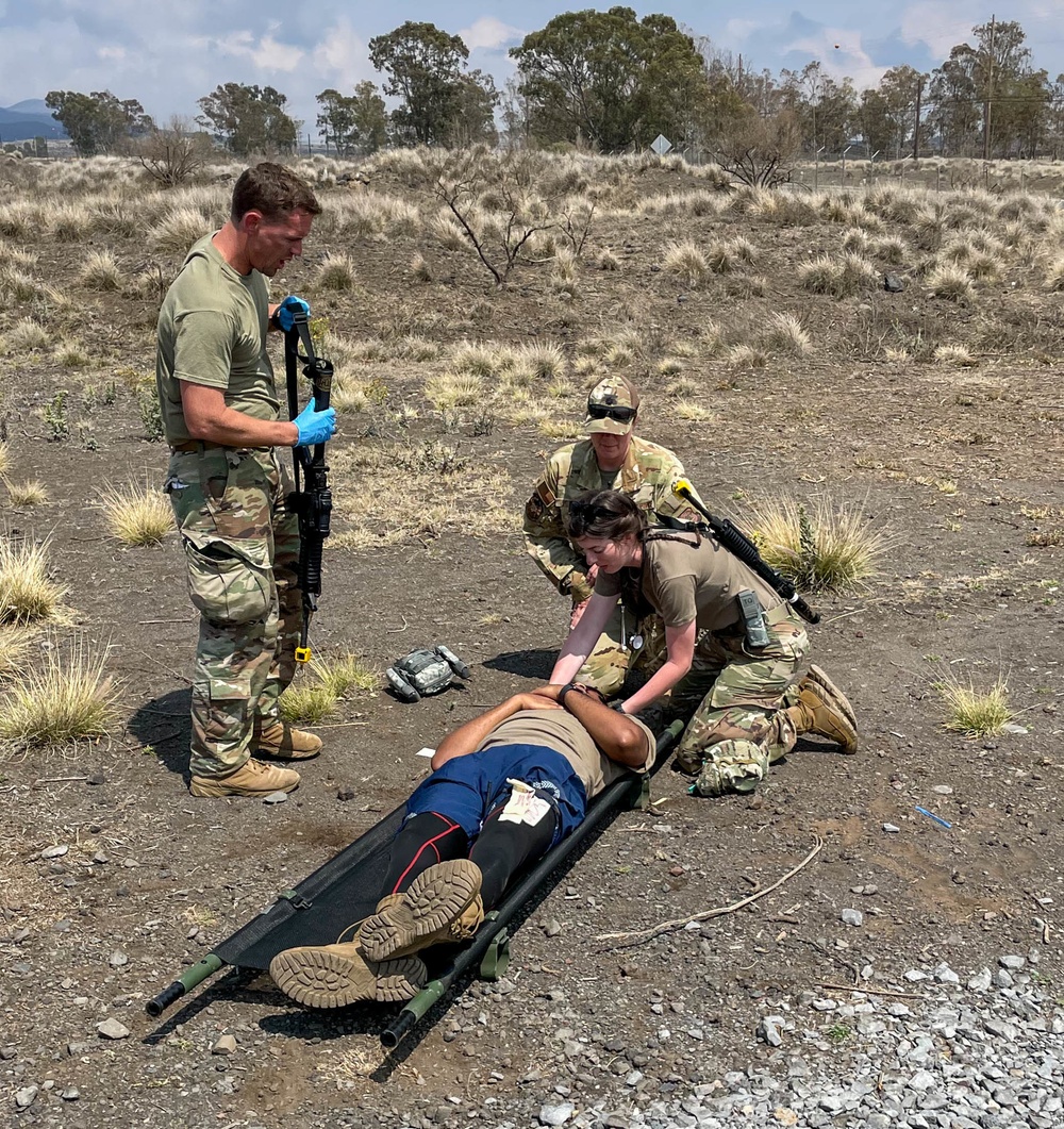 Airmen train simulated personnel recovery tactics