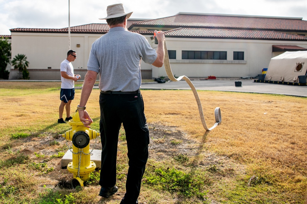 559th MDS conducts DECON training