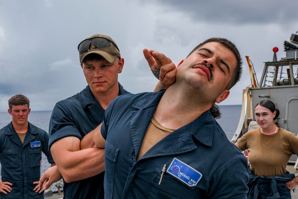 USS Higgins Holds NSFS Training Course