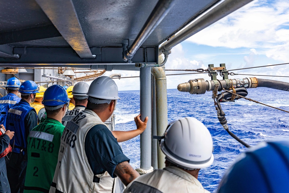 USS Chancellorsville Conducts a Replenishment-at-sea