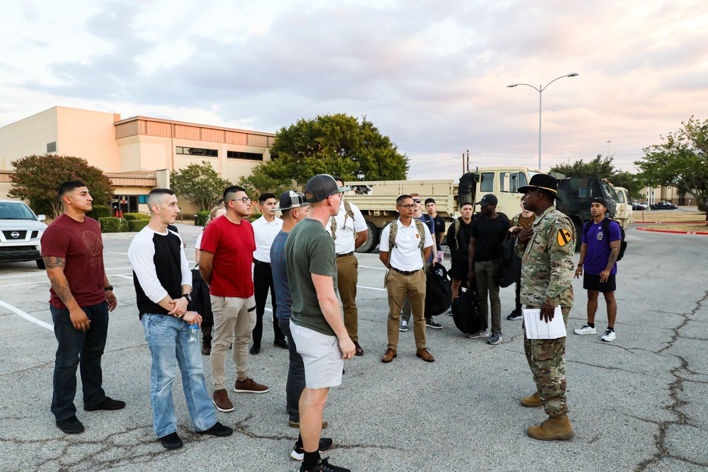 FORSCOM Best Squad Competition Competitiors Arrrive at Fort Hood