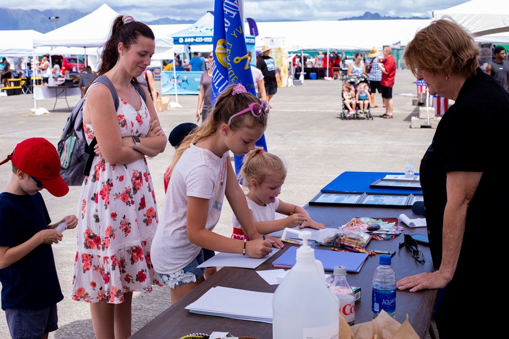 Kaneohe Bay Air Show: Flying Leathernecks Kick Off Air Show