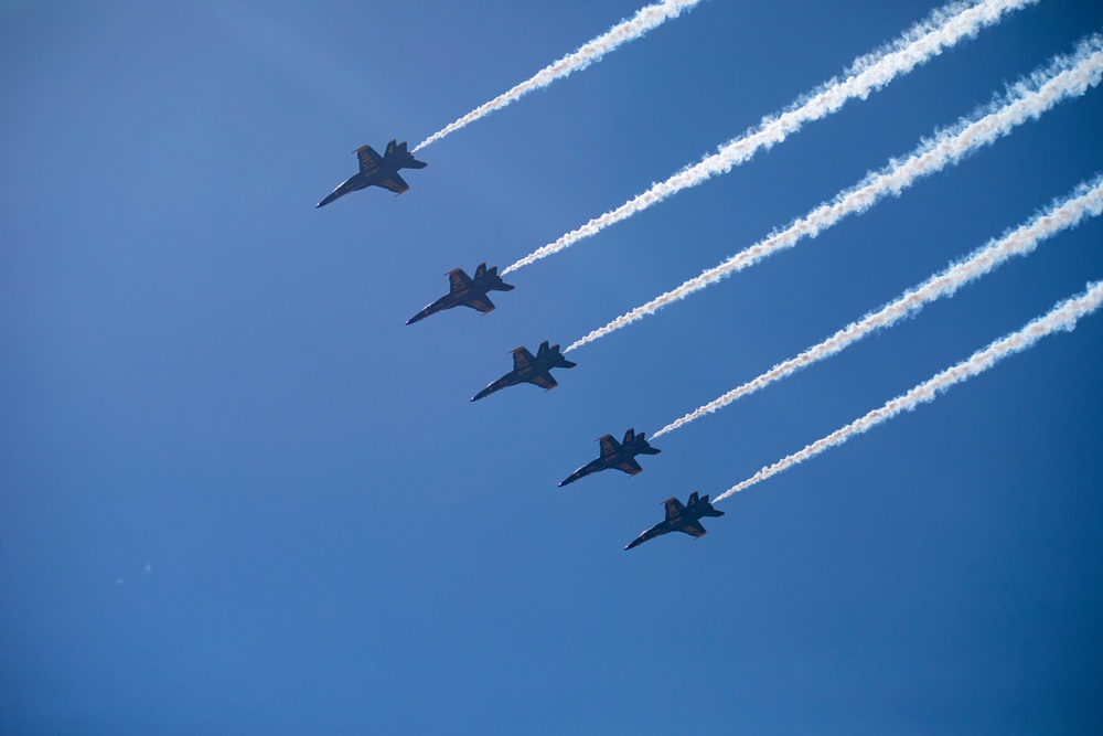 Kaneohe Bay Air Show: Flying Leathernecks Kick Off Air Show