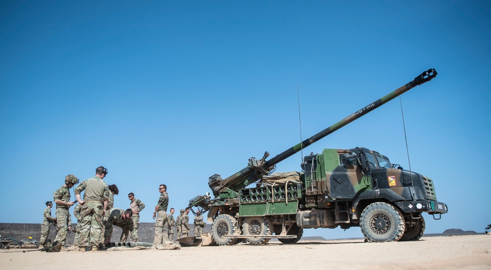 French and U.S. forces partner to conduct an artillery fire support and familiarization exercise.