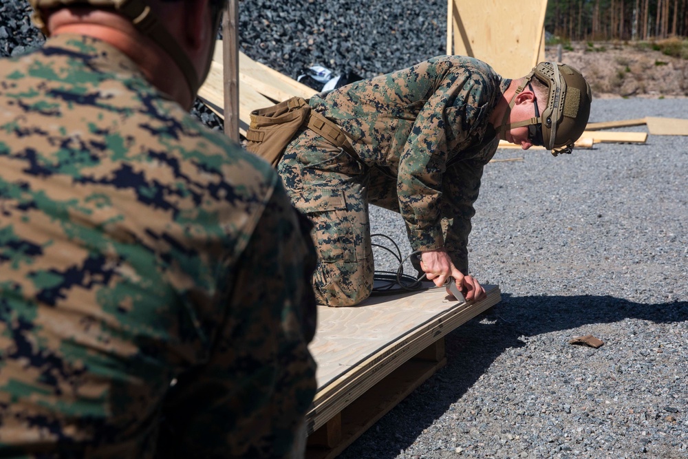 DVIDS - Images - Bilateral Demolition Range [Image 4 of 13]