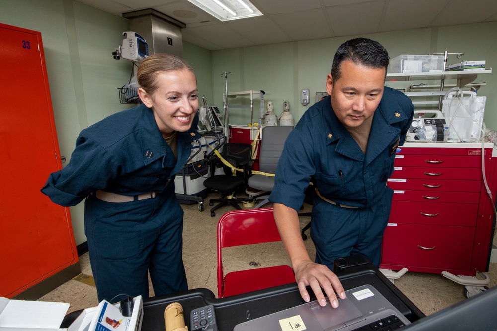 Pacific Partnership 2022 Nurses teach Intensive Care Unit Workshop aboard USNS Mercy (T-AH 19)