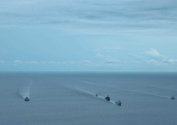 USS Charleston and USS Green Bay participate in Garuda Shield 2022