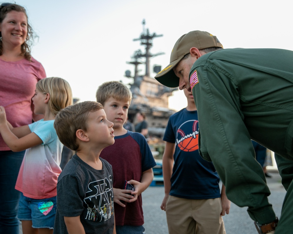 USS George H.W. Bush (CVN 77) Prayer Circle