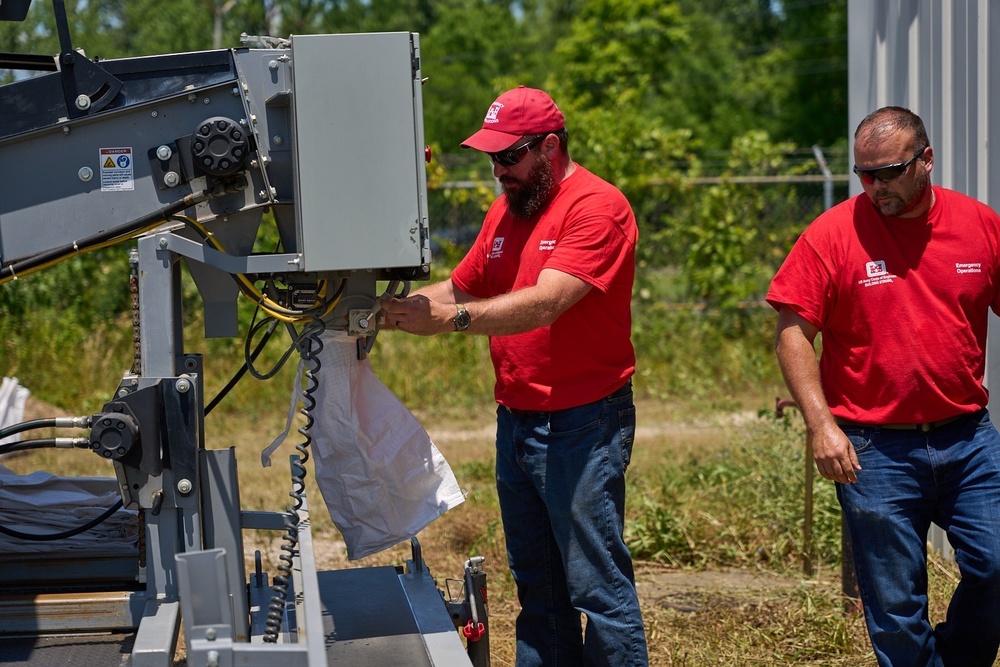 Louisville District Emergency Management conducts flood fight training