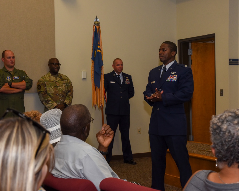LTC Deas Takes Command of 106 ARS