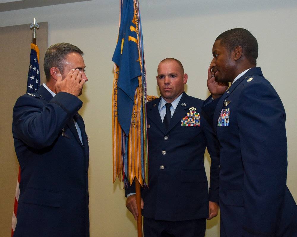 LTC Deas Takes Command of 106 ARS