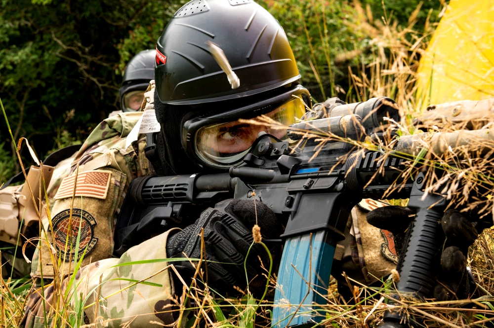 182nd Security Forces Squadron conducts Simunition battlefield training Aug. 13, 2022