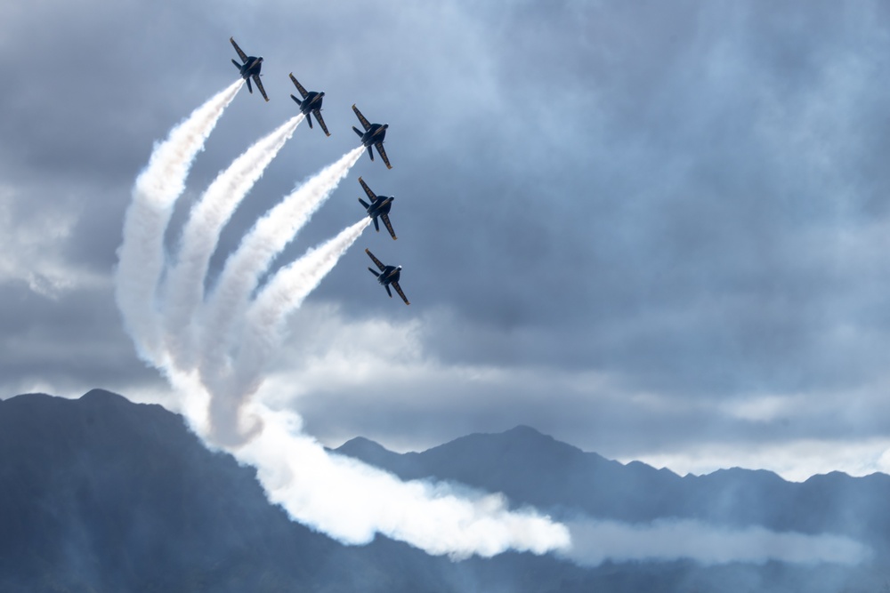 2022 Kaneohe Bay Air Show: Blue Angels