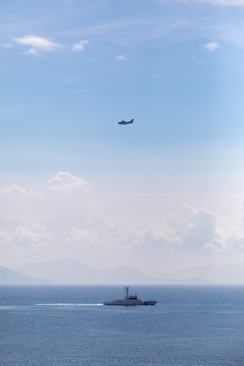 Japan Coast Guard ship docks at MCAS Iwakuni Harbor