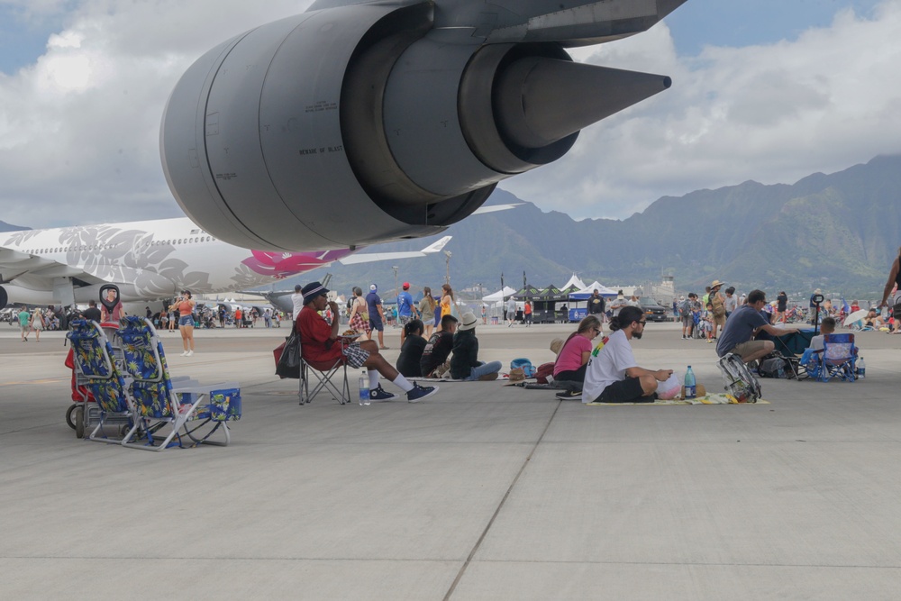 2022 Kaneohe Bay Air Show: The Blue Angels arrive at MCBH