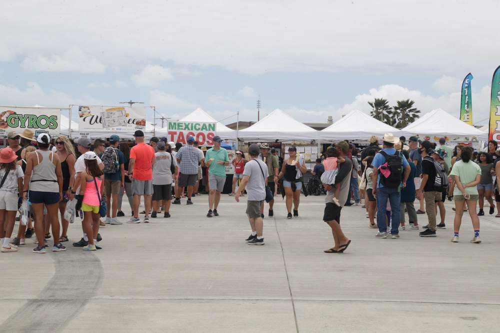 2022 Kaneohe Bay Air Show: The Blue Angels arrive at MCBH