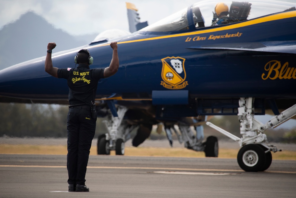 2022 Kaneohe Bay Air Show: The Last Performance of the Weekend!