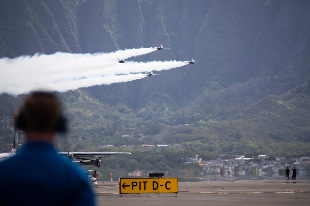 2022 Kaneohe Bay Air Show: The Last Performance of the Weekend!