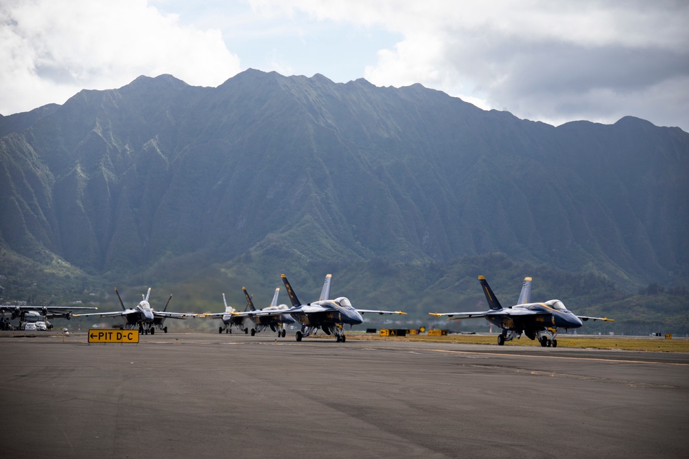 2022 Kaneohe Bay Air Show: The Last Performance of the Weekend!