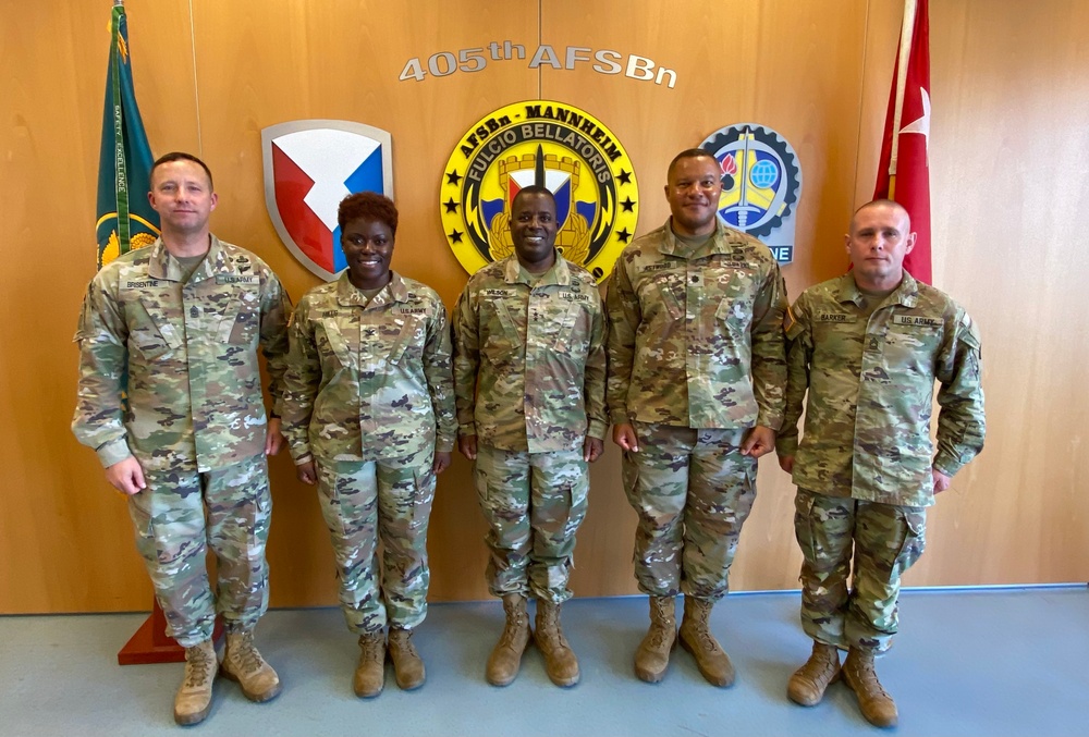 ASC top leader provides sage advice, direction during visit to APS-2 site in Mannheim